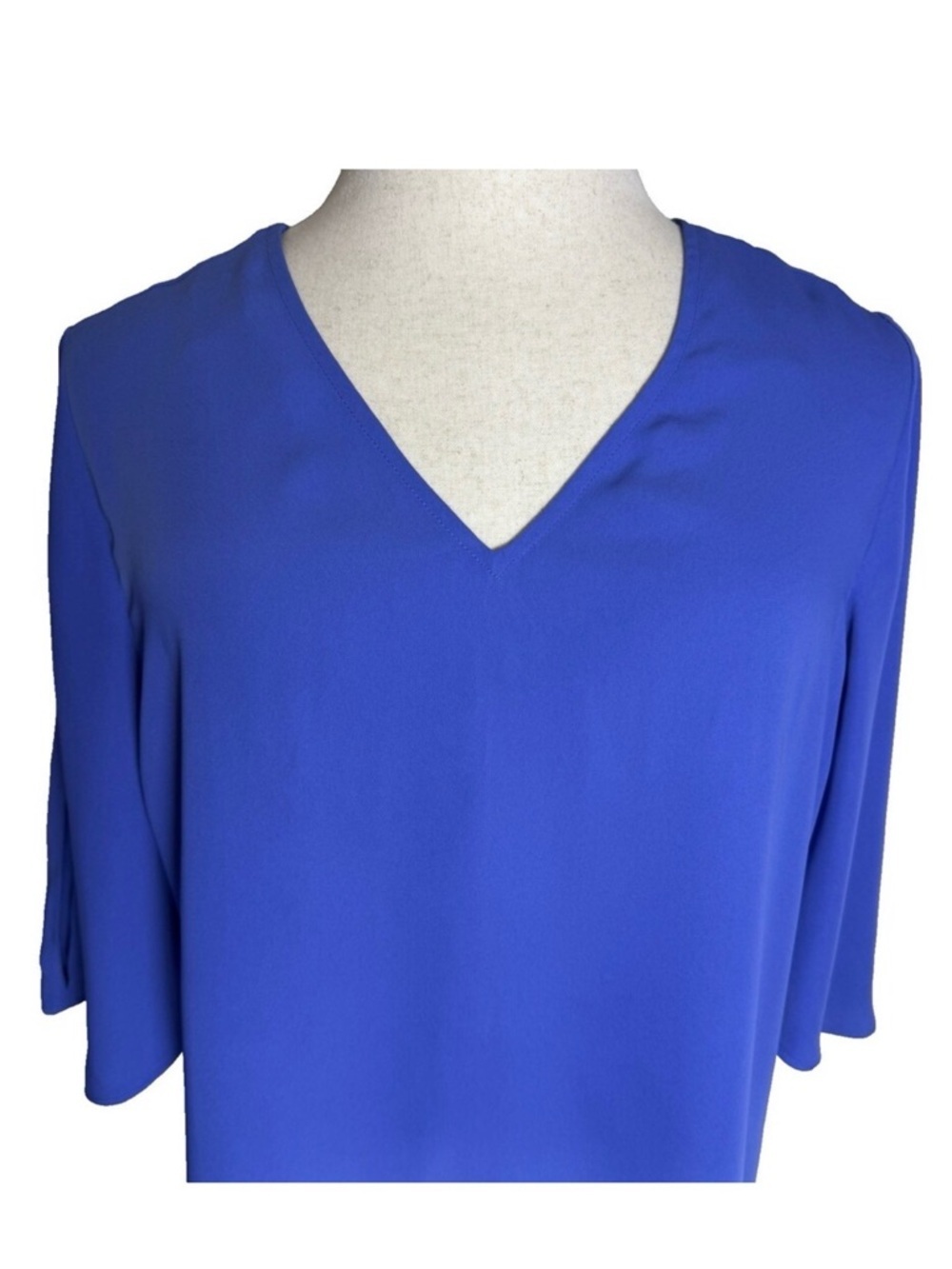 CHICO'S Tunic Sz 2 (12 L) Blouse V Neck Sexy Back Flowy Relaxed Flutter Sleeves